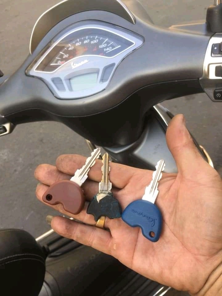 Trường hợp mất chìa khóa phụ và chìa khóa chính x Vespa