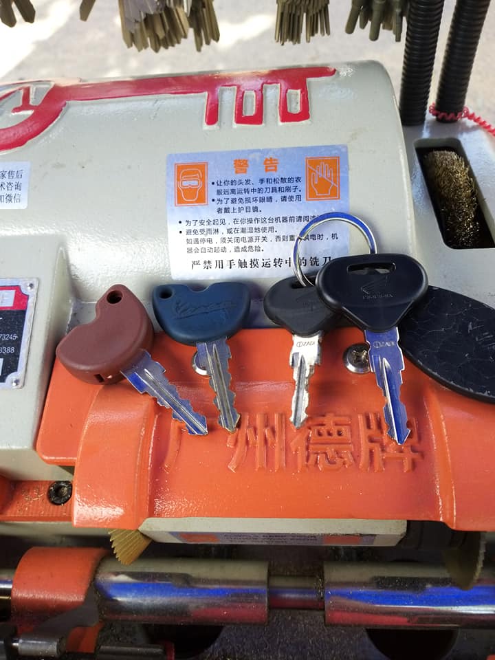 Làm chìa khóa xe Vespa như thế nào nếu bị mất hoặc bị hỏng